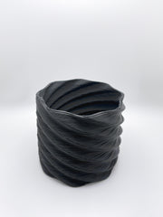 Compact Spiral Vase